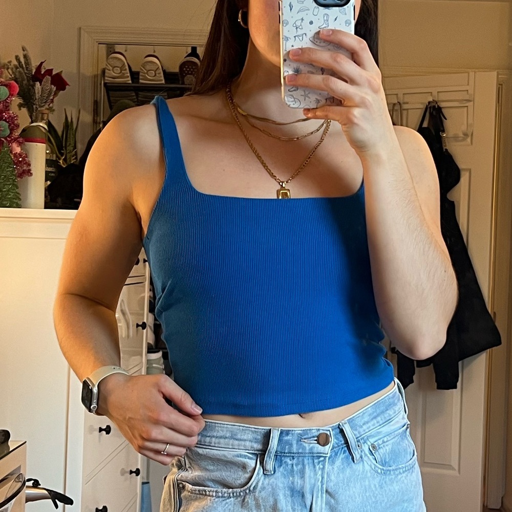 Square Neck Ribbed Crop Tank Top - Picture 2 of 6